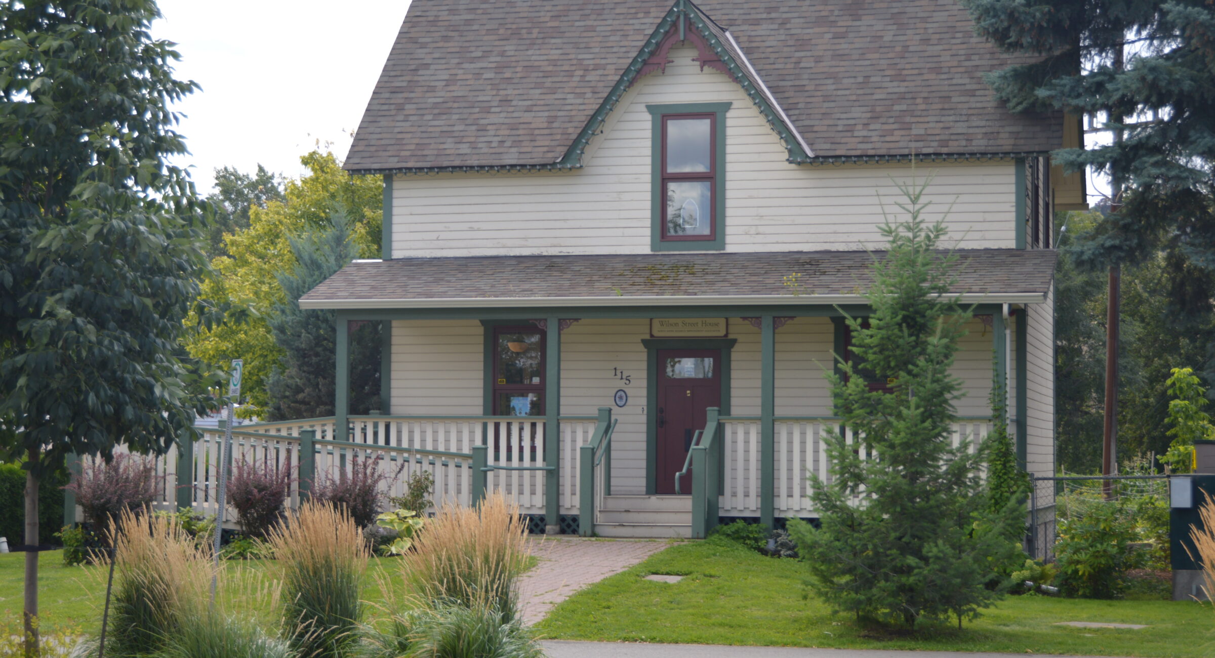 115 TRANQUILLE RD 115 TRANQUILLE RD